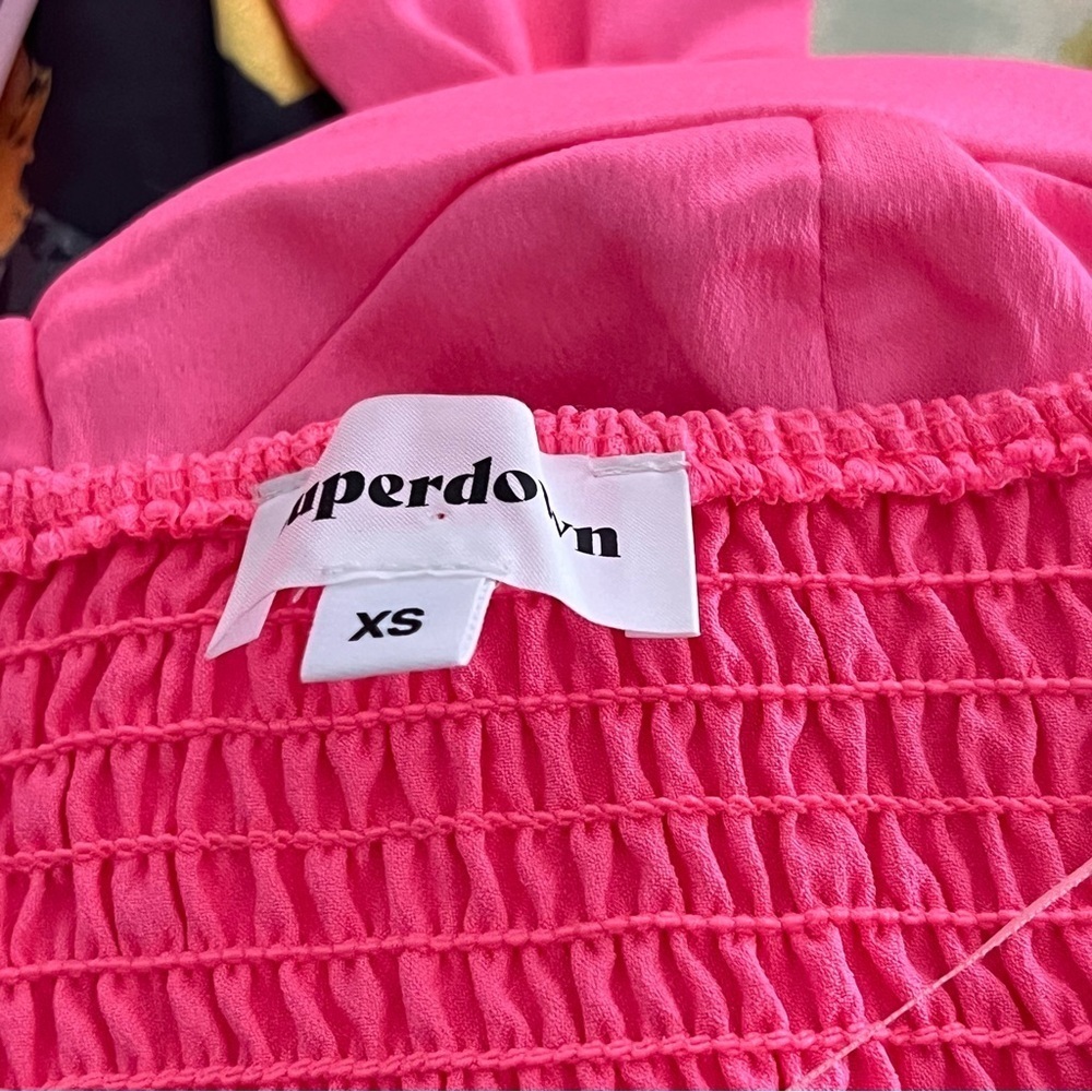Superdown Neon Pink Off-Shoulder Satin Crop Top | XS | Y2K Party Vibes - Picture 6 of 7